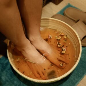 Ngâm chân thảo dược tại Herspa Phan Thiết